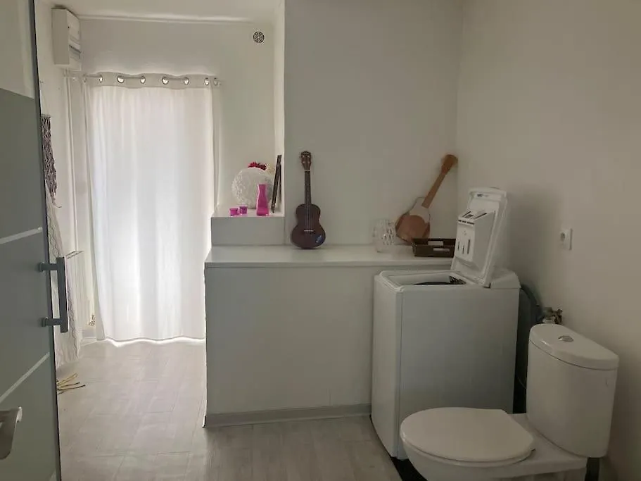Ze Studio Saint-Savournin França